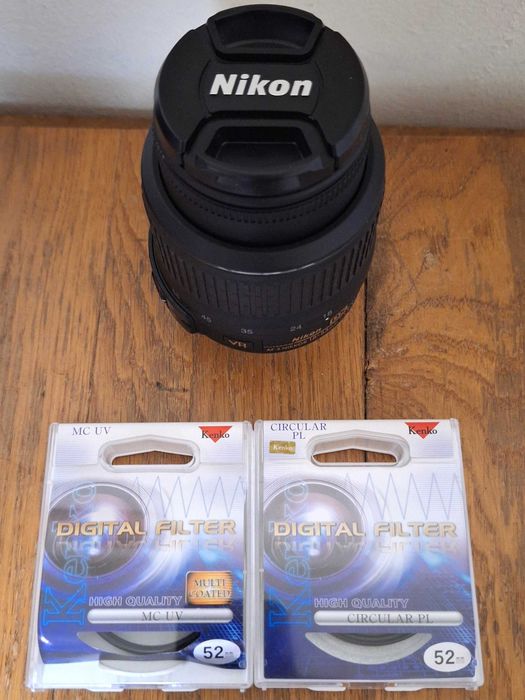 Obiectiv Nikon AF-S DX NIKKOR 18-55mm f/3.5-5.6G VR