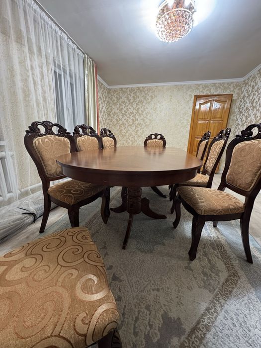 Комплект стол со стульями