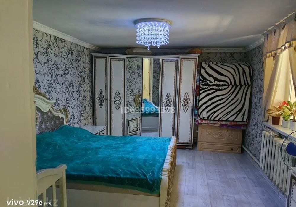 Продам 5ти ком. саманный дом