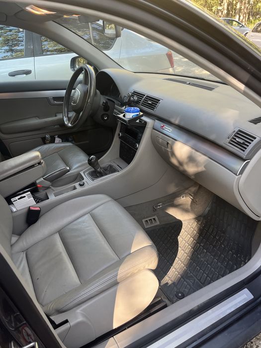 Audi A4 B 7  înmatriculat