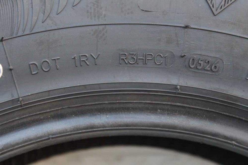 Anvelope vara noi 215/60R16 95V, Onyx, DOT 2026