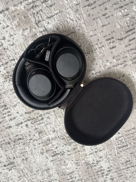 Наушники Sony WH 1000XM4