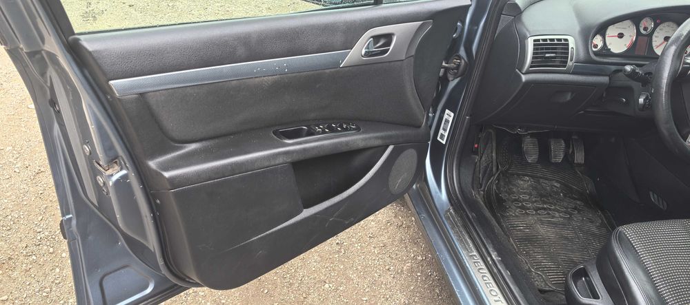 Продава се Peugeot 407 SW