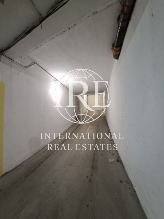 Продава се Гараж / Паркомясто в Варна, Операта - 32 кв.м за 957 €/кв.м - Снимка #2