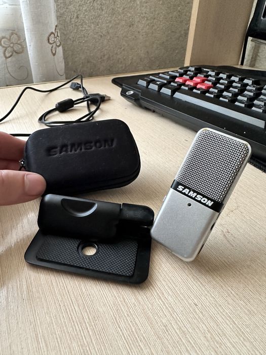 Студийный микрофон Samson