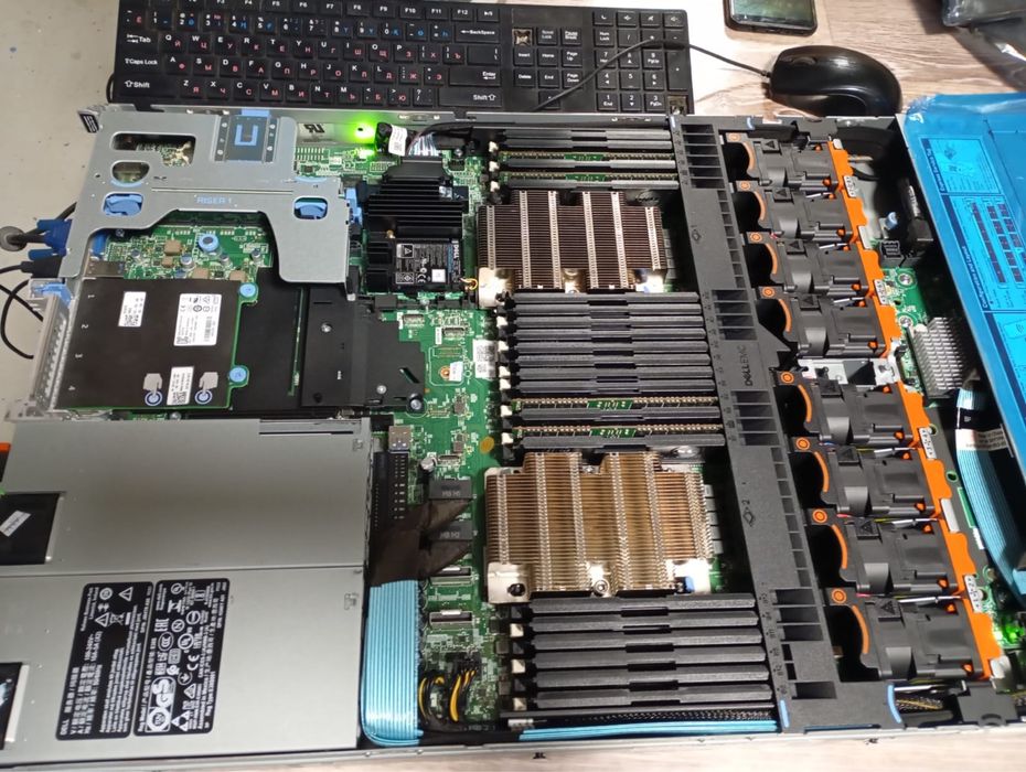 Сервер u1 intel Xeon Gold Dell R670