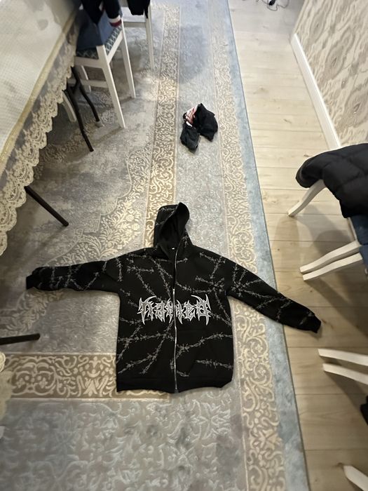 Худи стильные продаю