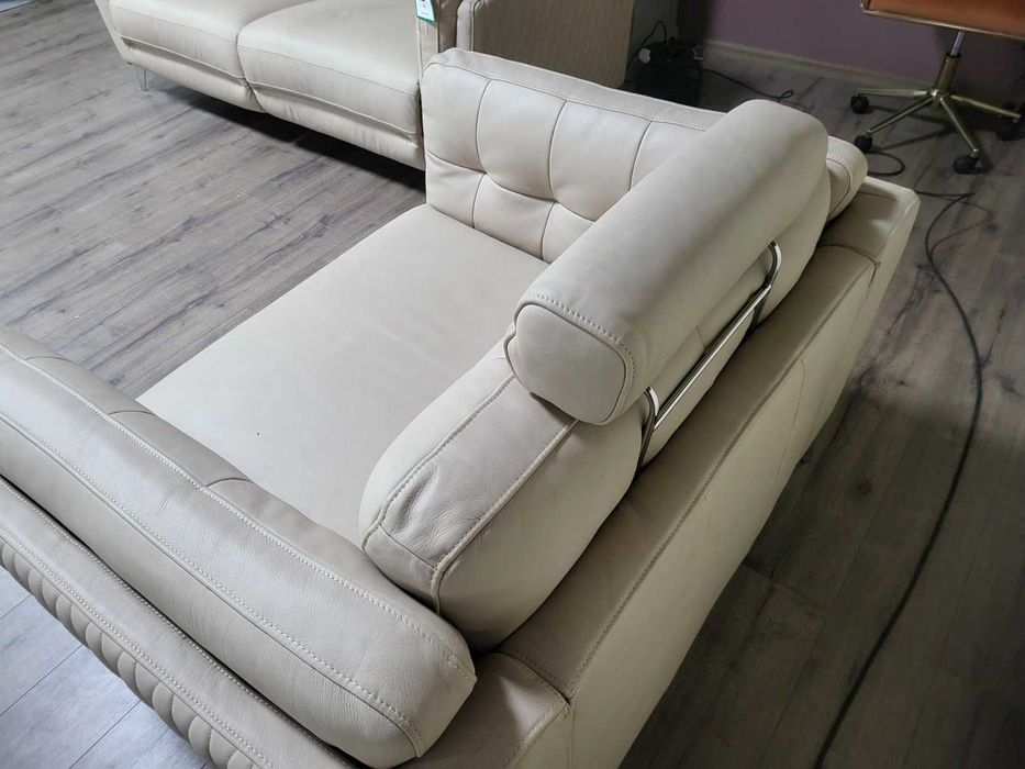 Кремав кожен диван тройка с ел. релакс механизъм и фотьойл