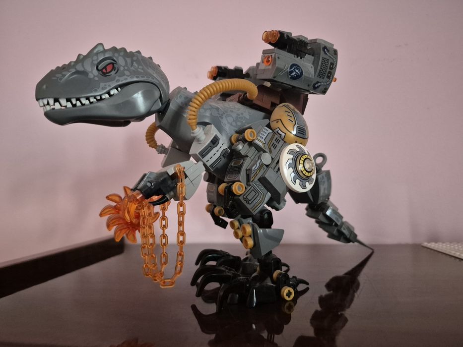 Конструктор динозавр-киборг