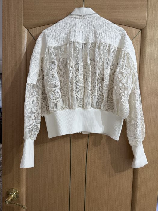 Шикарный гипюровый Бомбер