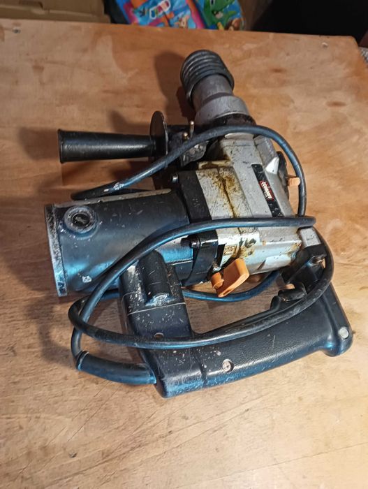 Ferm EBF-850K кабелна перфораторна бормашина (3,3 J)