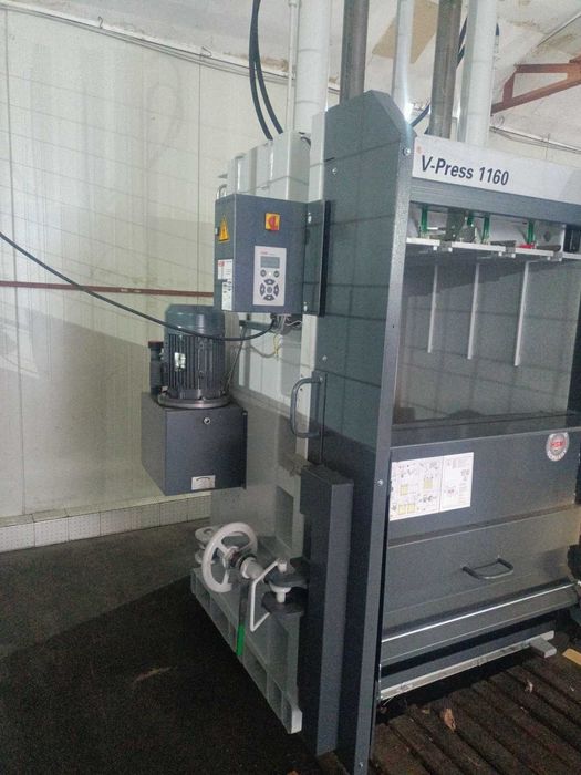 Presa verticala de balotat HSM 1160 PLUS, second hand