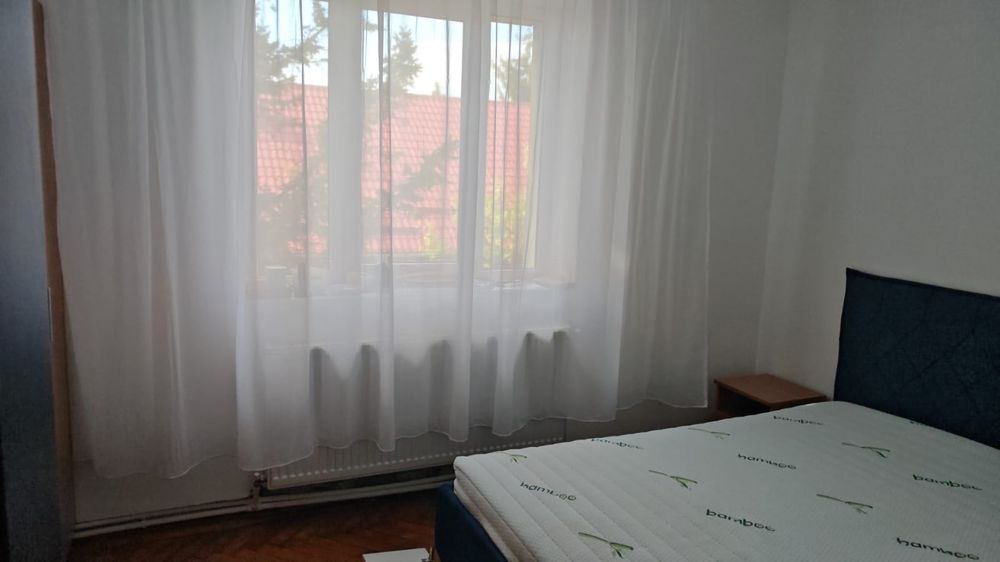 Apartament de închiriat