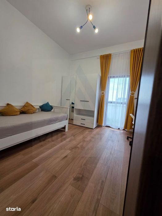 Penthouse spatios 80 mp utili 2 balcoane si terasa parcare Selimbar