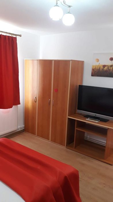 De închiriat apartament 2 camere