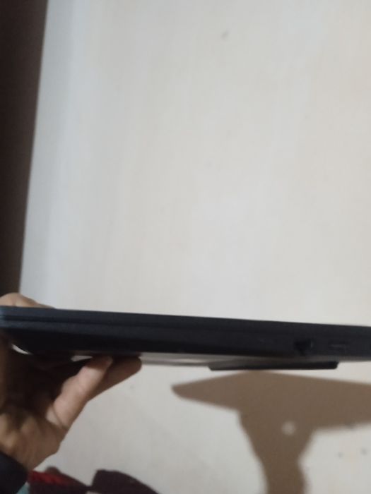 Lenova  i5 11 pakalenya