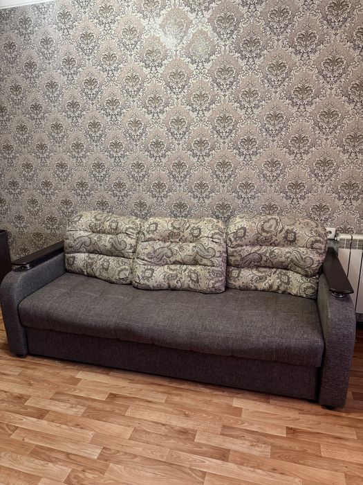 Диван продам цена договарная