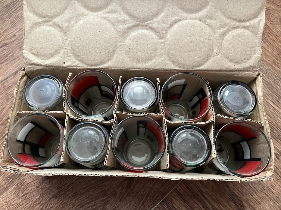 Бокалы, стаканы для воды, сока, компота