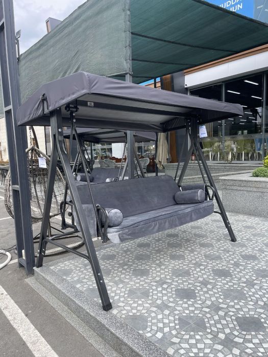 Sifatli hamda baquvvat Kachelik va skameykalar bor