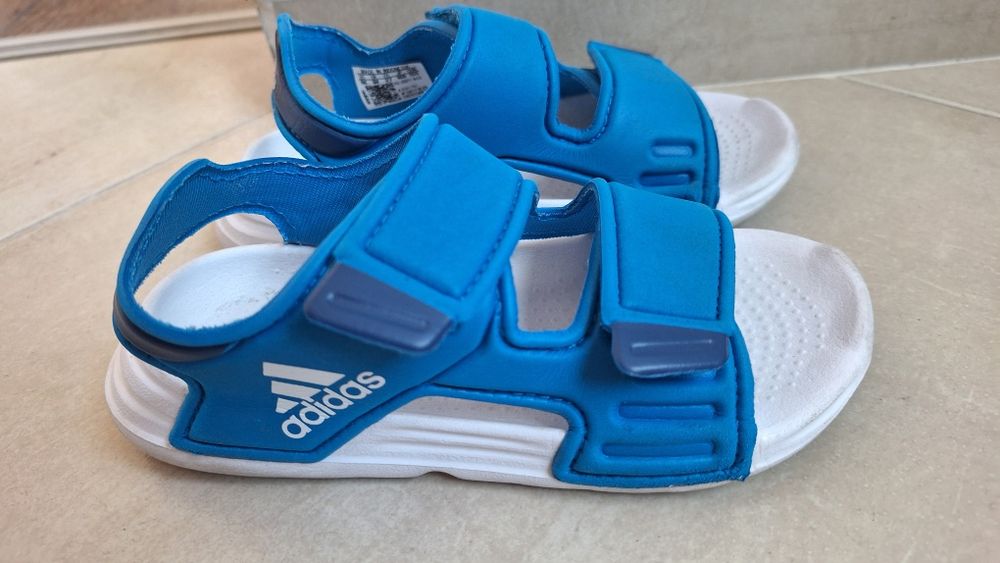 Детски сандали Adidas