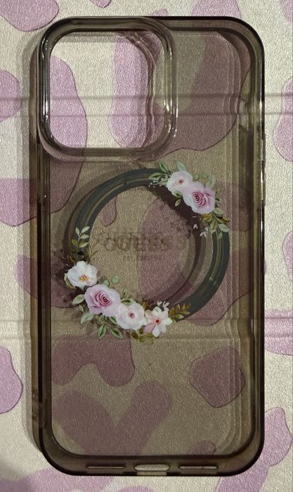 3 броя калъфи Guess за iPhone 14 Pro Max