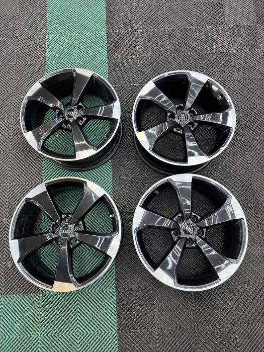 Оригинални джанти audi rs3 19 цола Ротори s line