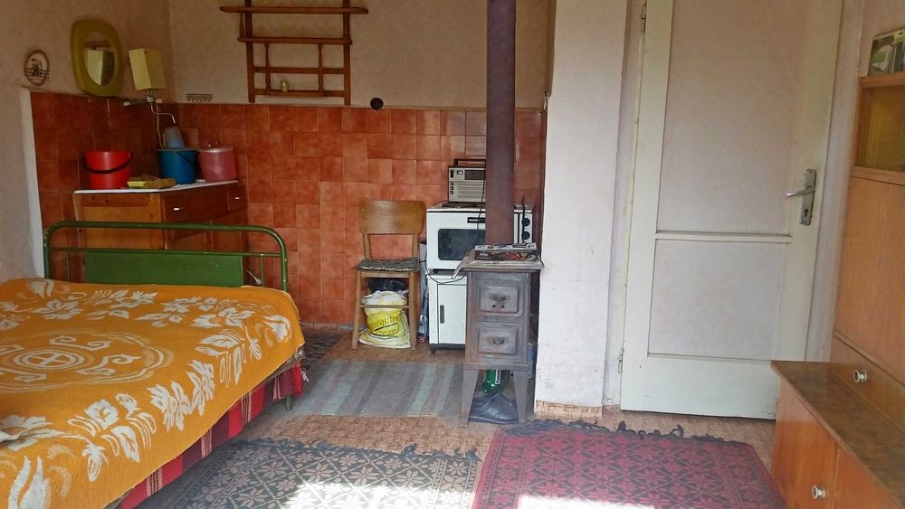 Продавам вила, къща в село Граница, област Кюстендил