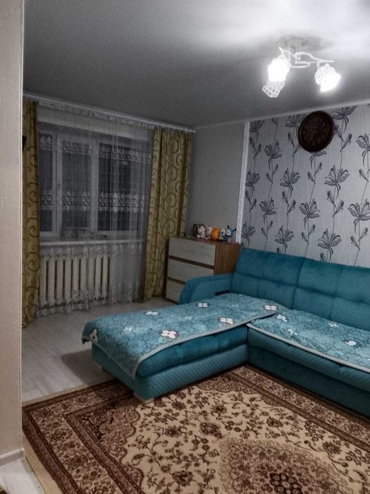 продам 1 комн квартиру в центре