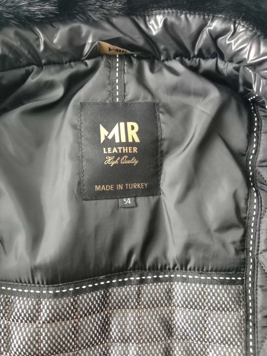 Зимняя стильная куртка кожак