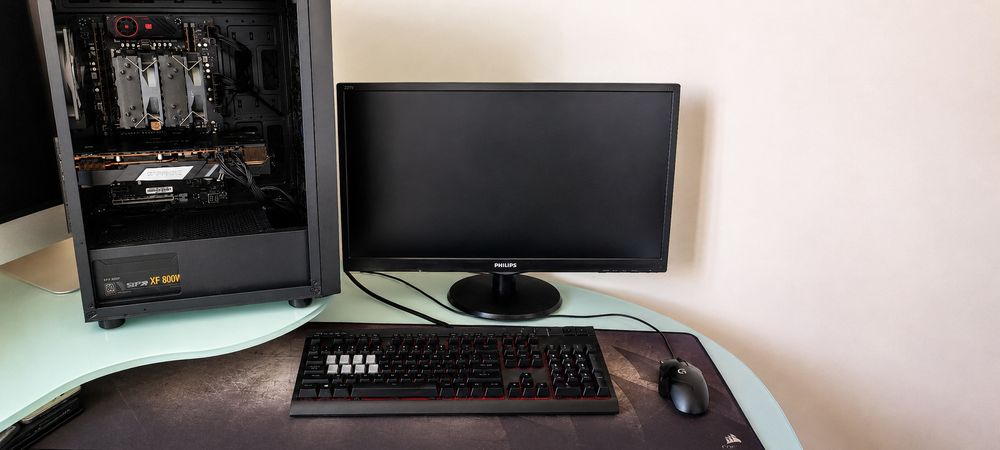 Игровой ПК RX 5700 XT / 32GB / SSD 1TB + монитор