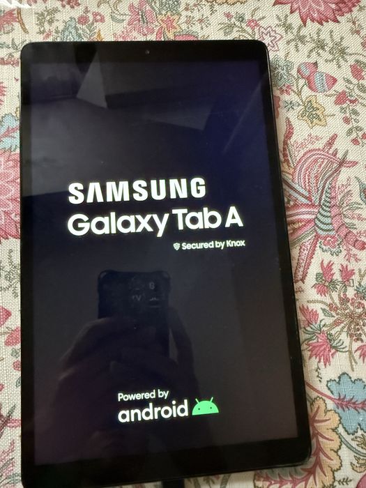 Планшет таб 3 рабочий