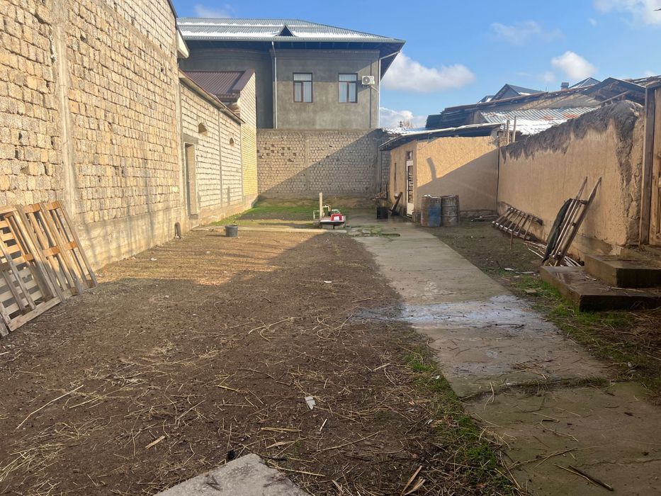 Arendaga yer bor 3 sotu joy xasanboyda