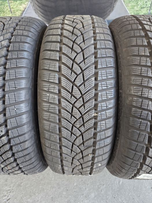 215/60/16 GOODYEAR 4бр