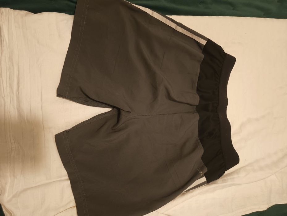 Pantaloni scurți adidas sala M