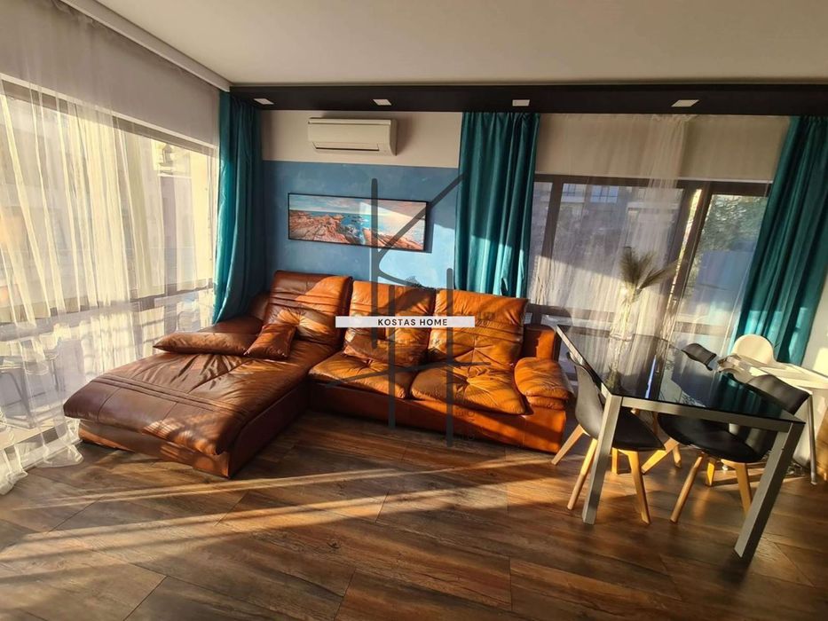 Продава се Тристаен апартамент в Варна, м-т Пчелина - 105 кв.м за 972 €/кв.м - Снимка #2