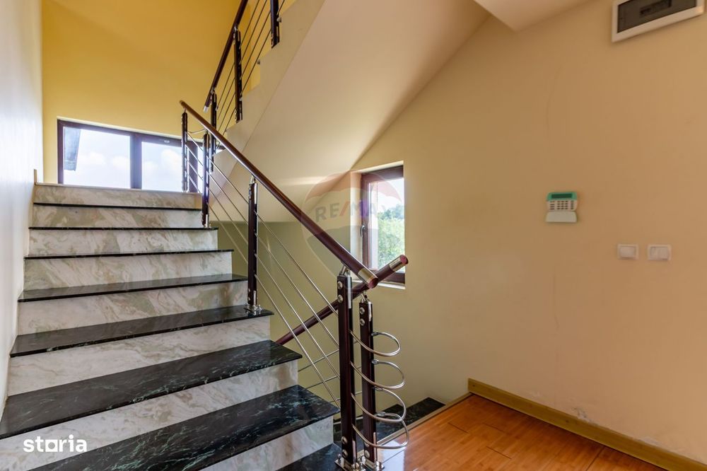 Casă / vilă de vânzare în Balotești | aprox. 350 mp | teren 1.015 mp