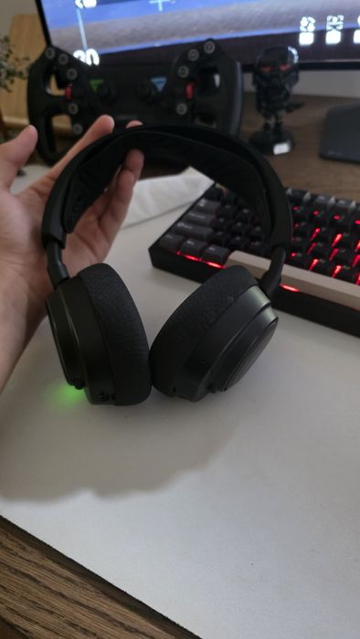 Arctis nova pro wireless headset