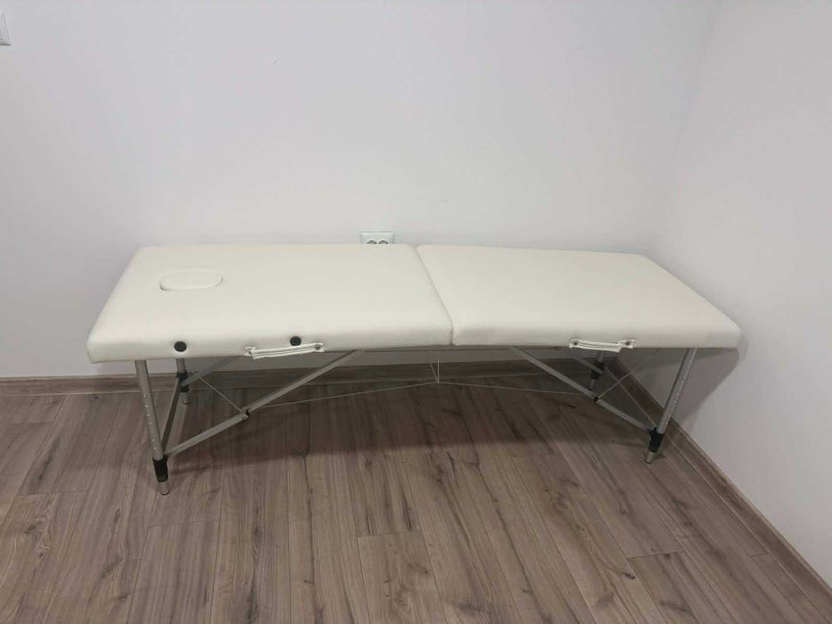 Масажна сгъваема кушетка
