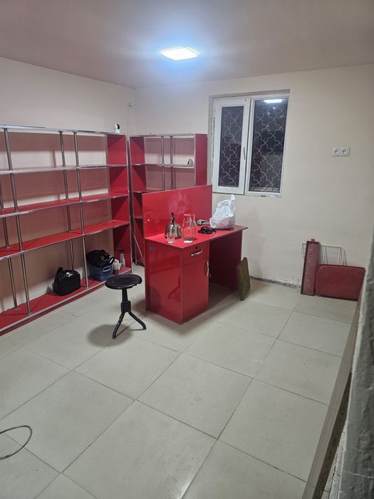 Сдаётся помещение под офис, швейный цех и т.д.