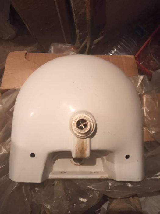 Раковина с тюльпаном