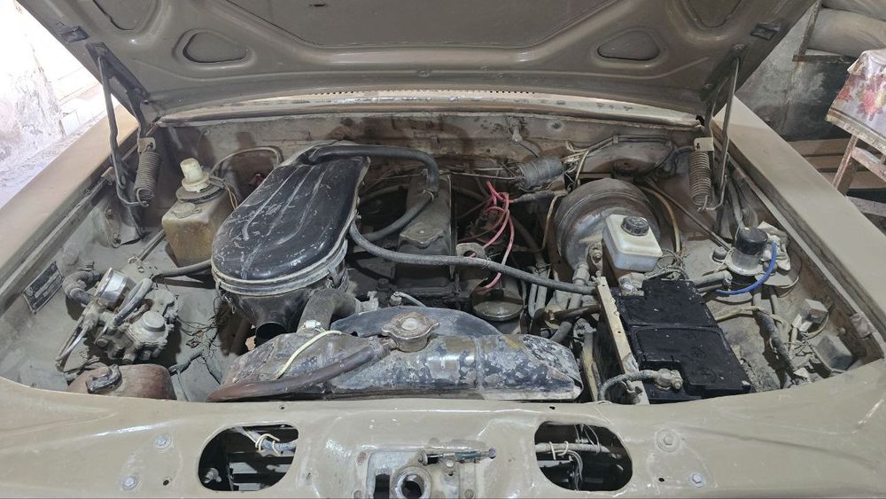 Продаётся Волга 2410