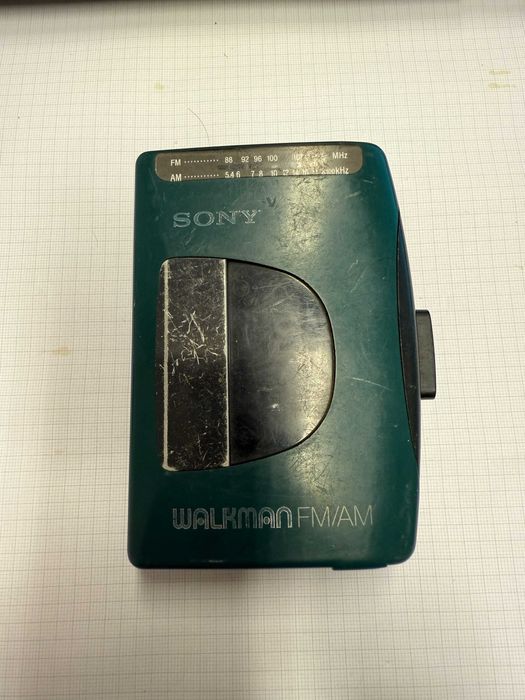 Vând Walkman Sony
