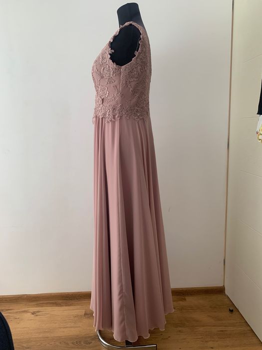 Официална дълга рокля