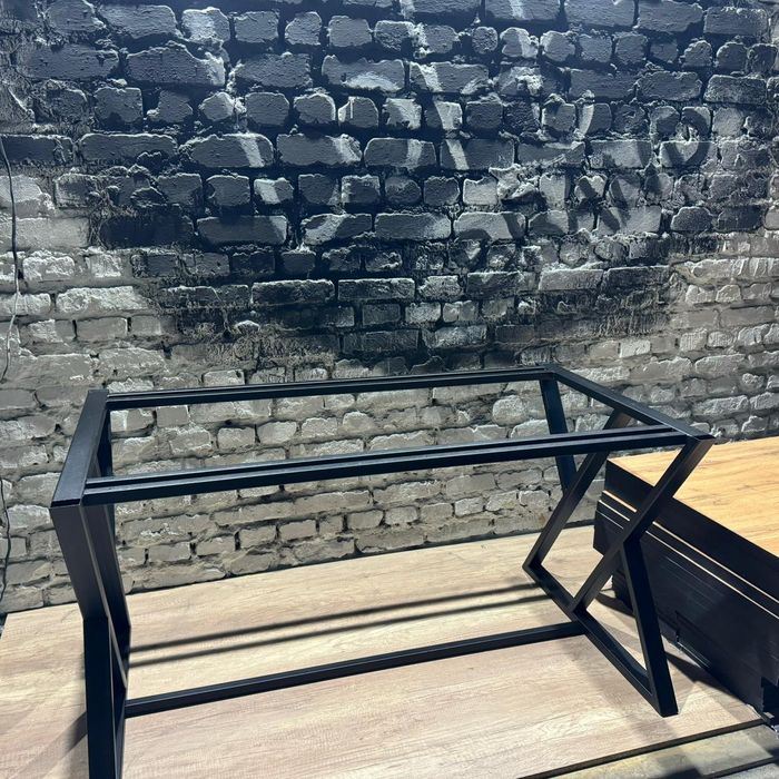 Подстолье, лофт.