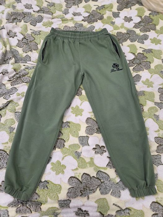 Продам брюки классические