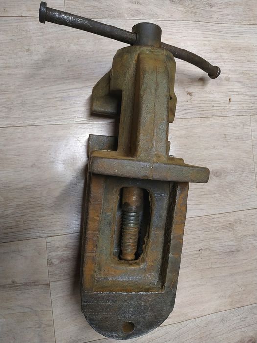 Продам Тиски советские