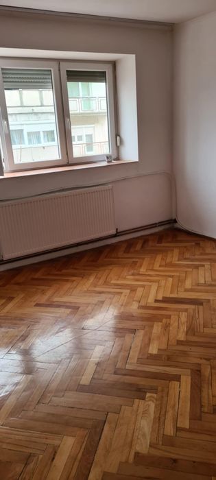 De inchiriat apartament mv1