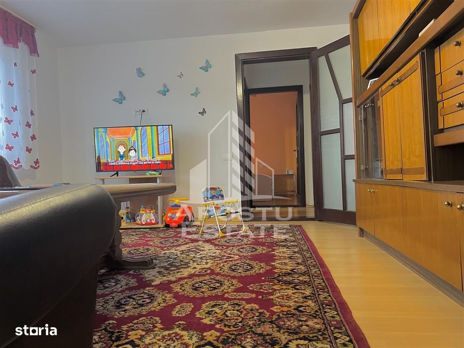 Apartament cu 2 camere semidecomandat Calea Buziasului
