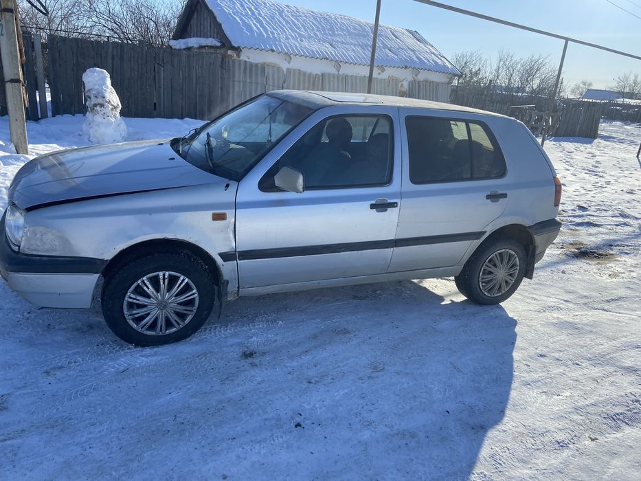 Продам гольф три газ бензин