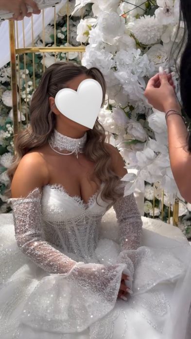 Vand rochie de mireasa